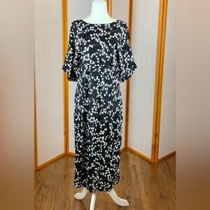 NWT Lightweight ASOS Black Floral Maternity Dress - Size 6
